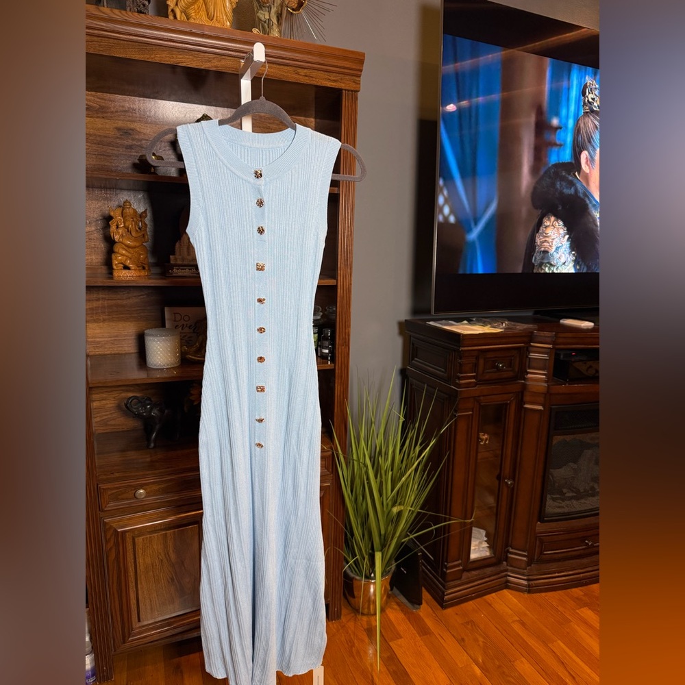 Sleeveless Button-Front Knitted Maxi Dress - Picture 2 of 2
